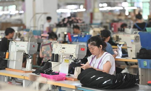 回不去的中国工厂 不靠谱的8小时工作制,打工人 别再压榨工人